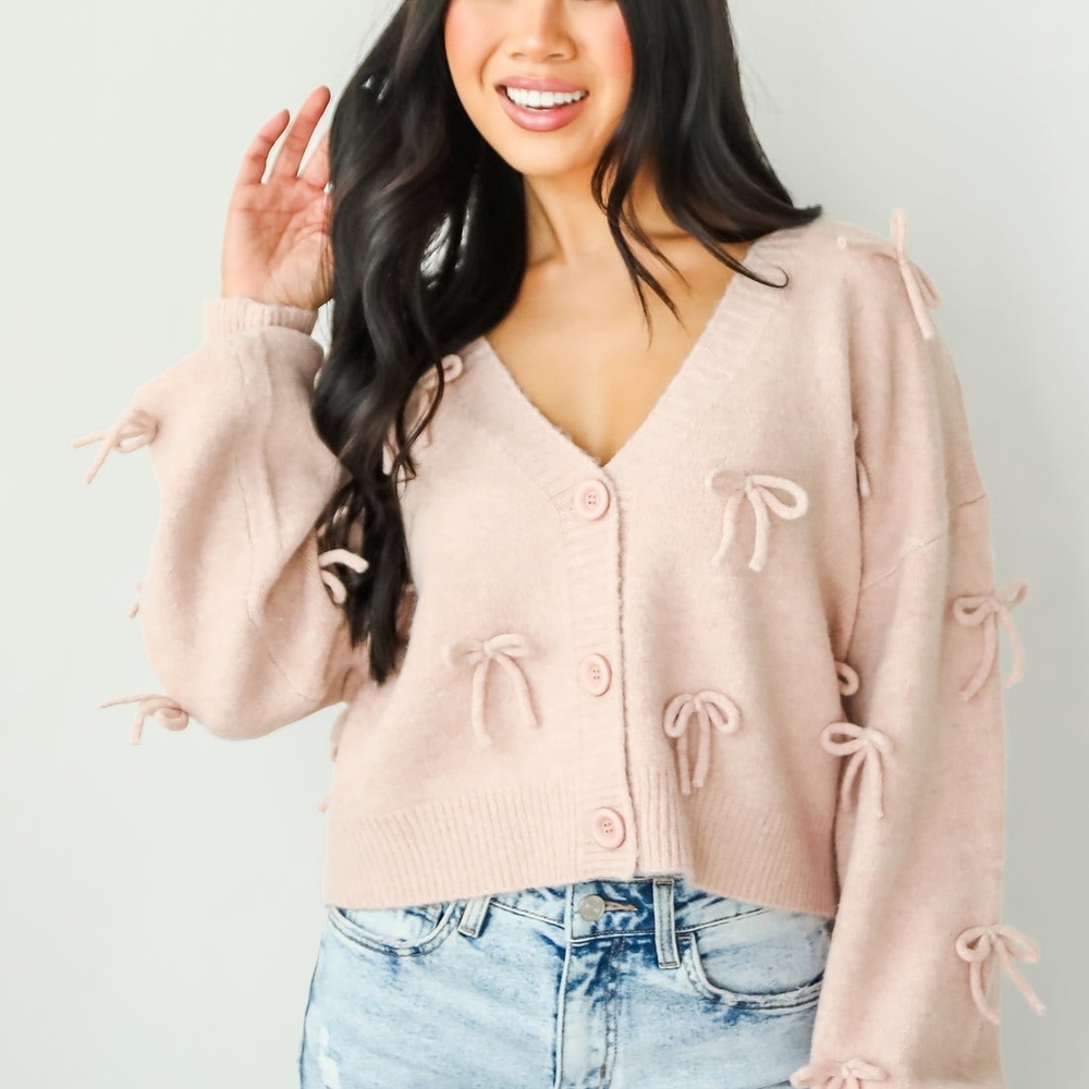 Elegant Pink Bow-Detail Cardigan - Picture 5 of 10